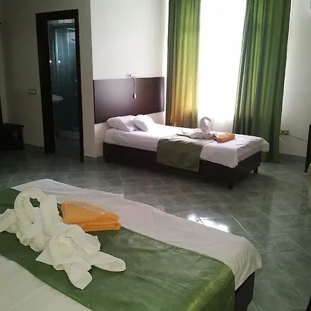 Marea Neagra Hotel 3*