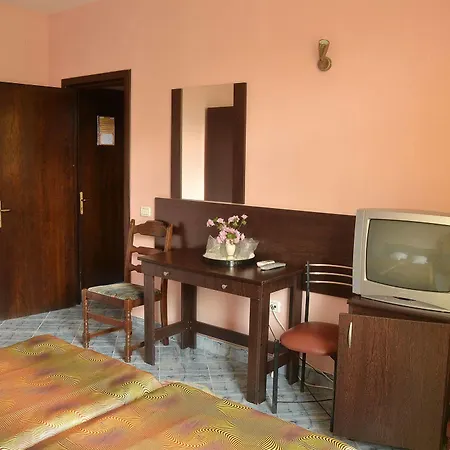 Marea Neagra Hotel 3*