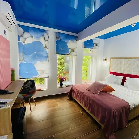Marea Neagra Hotel Mamaja