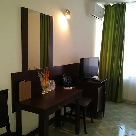 Marea Neagra Hotel Mamaja